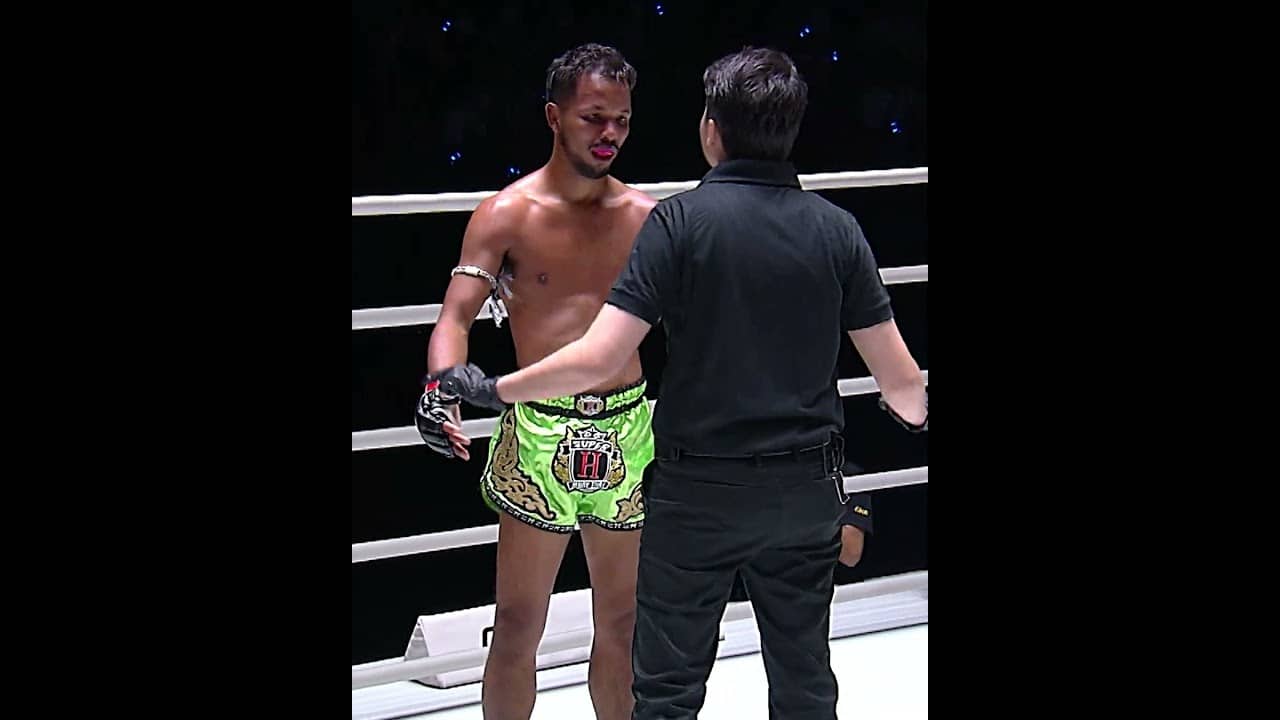 The first fight between Chalawan and Kaoklai was BONKERS, and we've got all the best moments! 😱