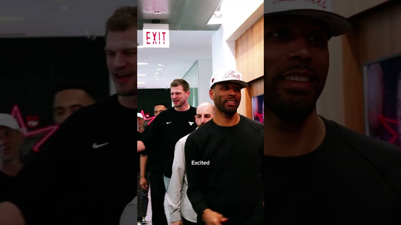 Caleb Wilson & Dailyn Swain making their introductions 🤝 #chicagobulls #nba #firstday