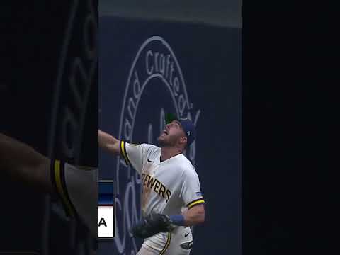 What a superb catch at the railing by Brandon Lockridge! 😱