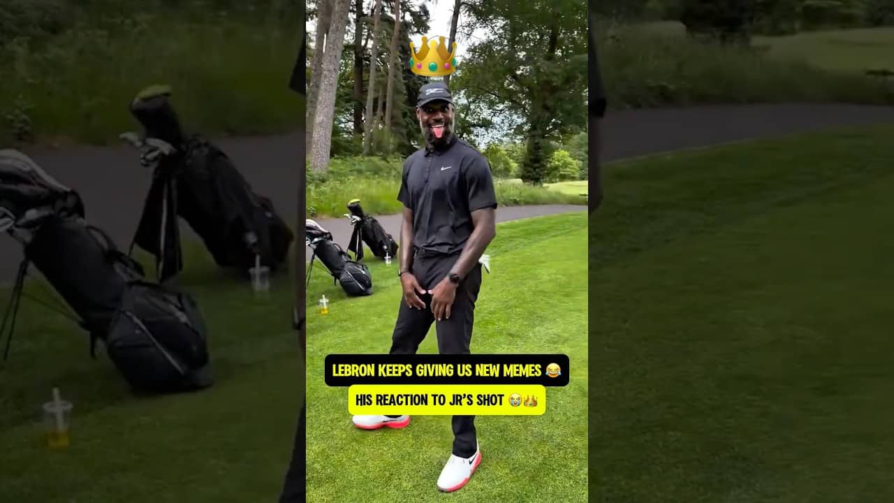 LeBron gave us ANOTHER MEME 😂😂