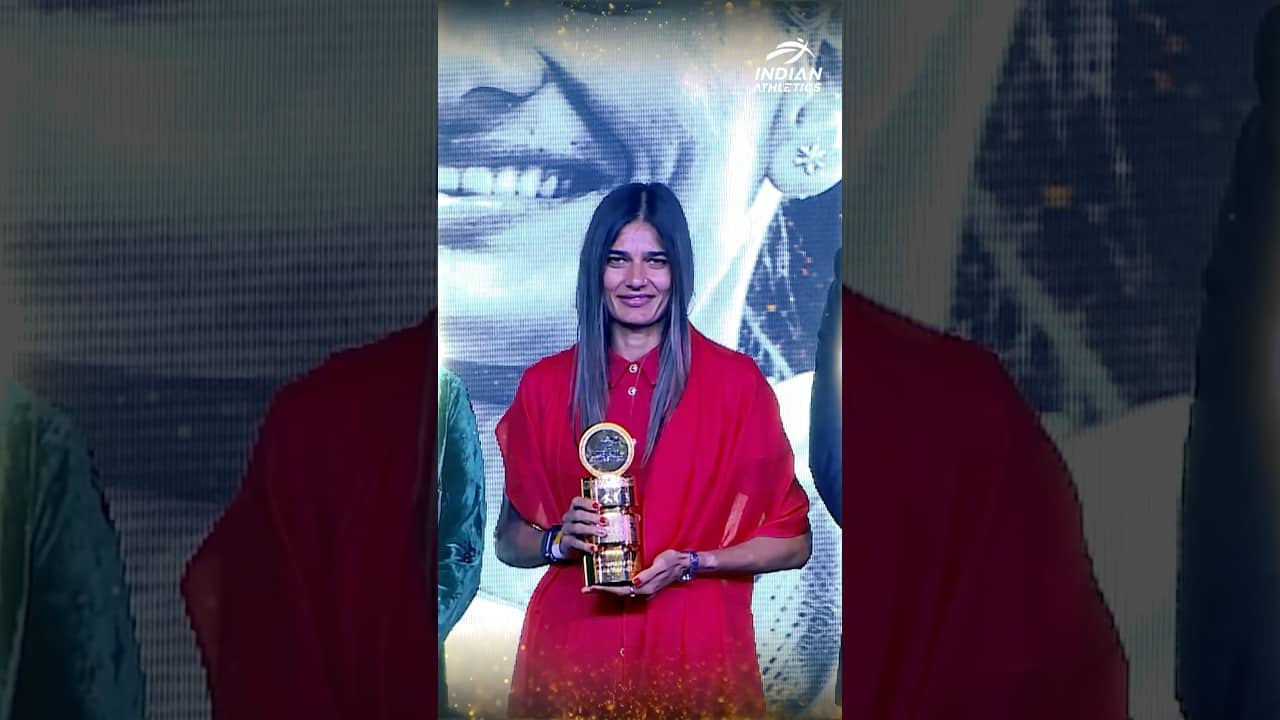 Honouring the Female Athlete of the Year 2025, Parul Chaudhary! 🌟 | #AFIAwards #AFI #Shorts
