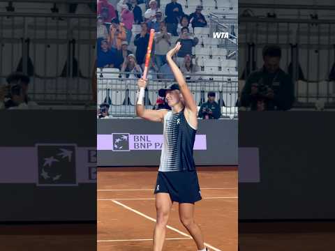 JAZDA! 📣 Iga Swiatek defeats Osaka in straight sets! #WTA #IBI26 #tennis