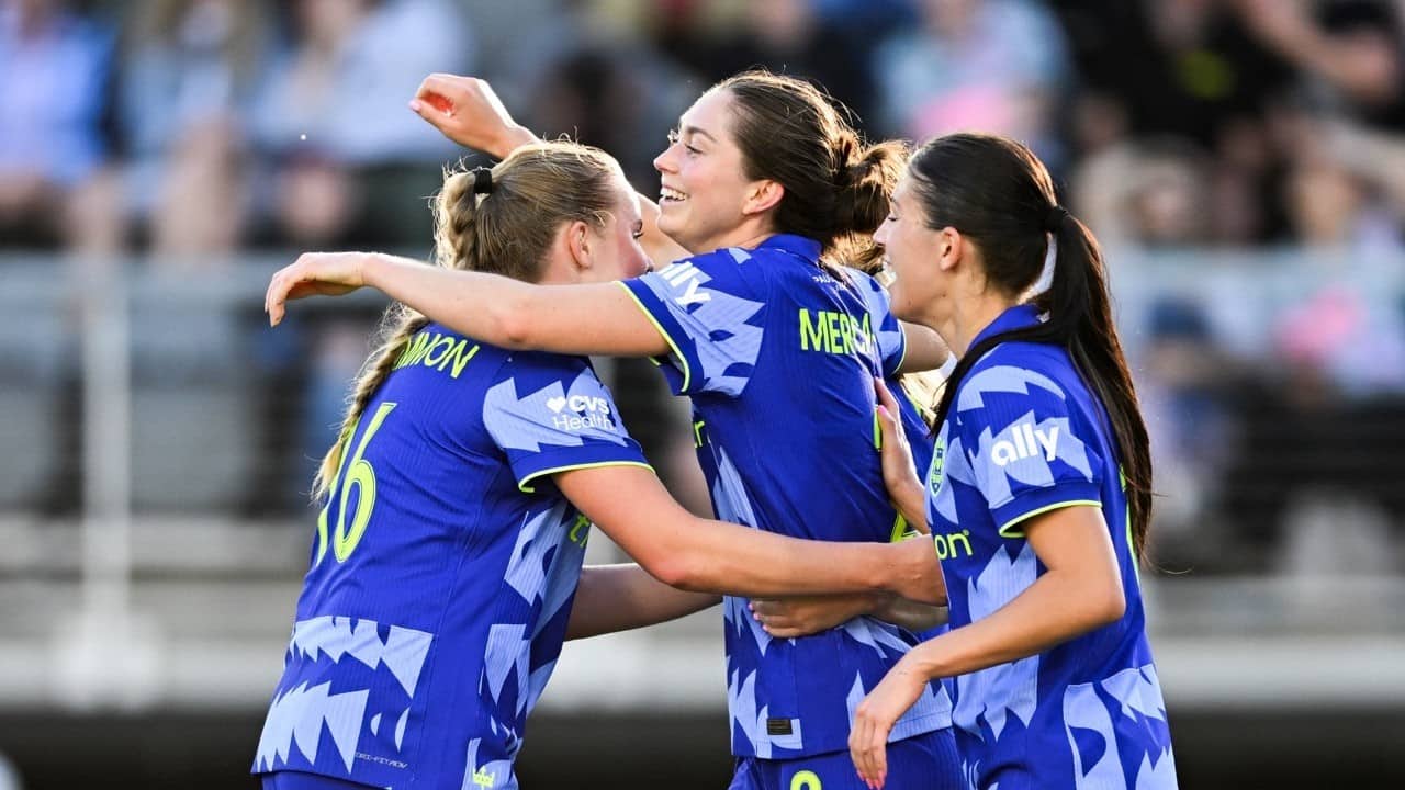 GOAL: Maddie Mercado forces Spirit own goal