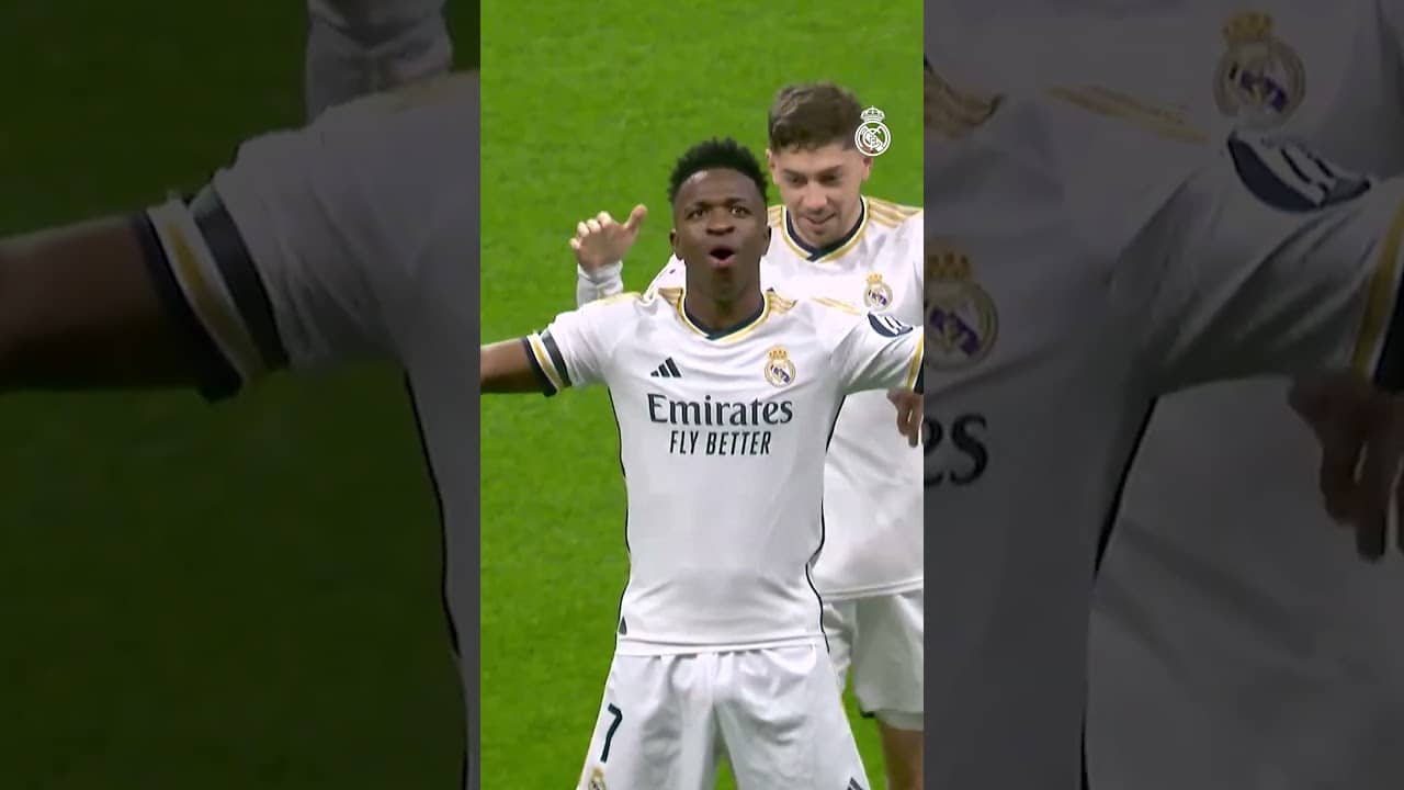 😌 Cuts in, shoots...and WHAT A GOAL! #ViniJr vs Girona #RealMadridGirona