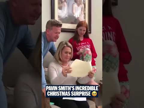 Pavin Smith used his signing bonus to pay off his family’s house on Christmas morning 🫶