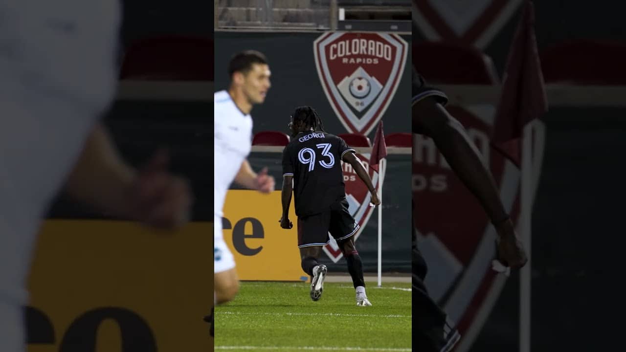 🤩 GEORGI MINOUNGOU'S MOMENT
