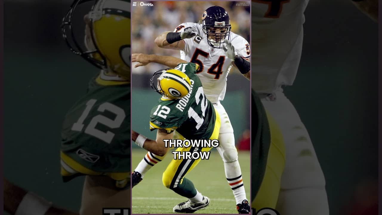 Brian Urlacher: Aaron Rodgers Was a Nightmare to Defend