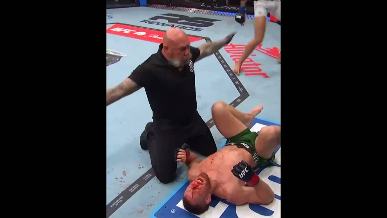 Carlos Prates FINISHES Jack Della Maddalena #ufcperth