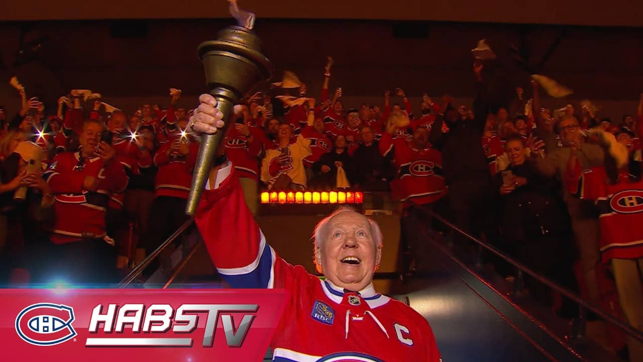 Yvan Cournoyer fires up the Bell Centre for Game 3 🔥
