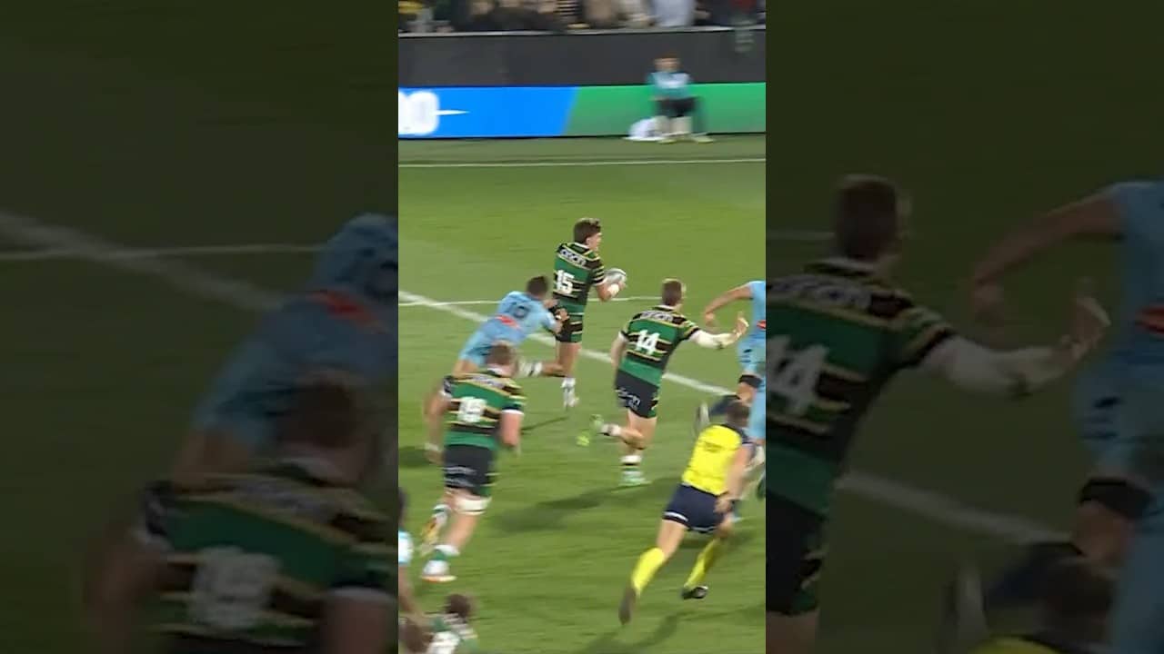 George Furbank bursting through the defence 💪 | @InvestecChampionsCup | @PremSportsTV