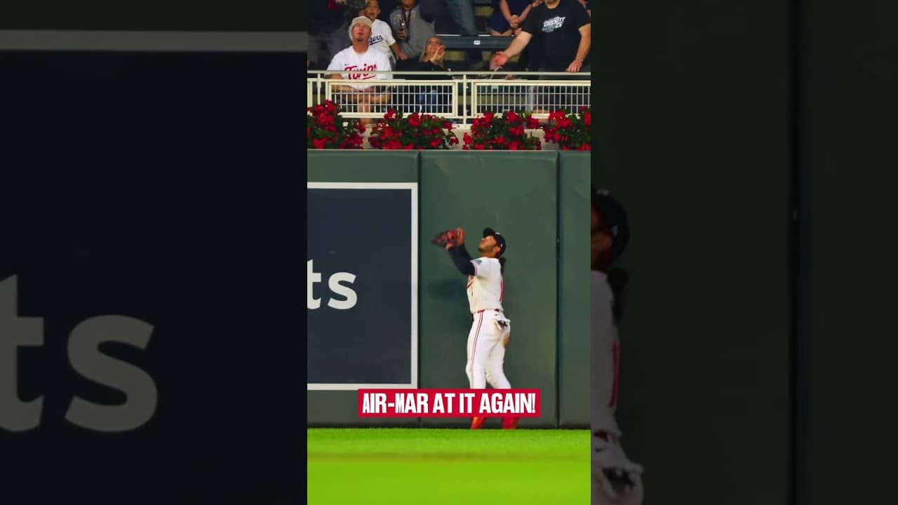 Get up, A-Mar!
