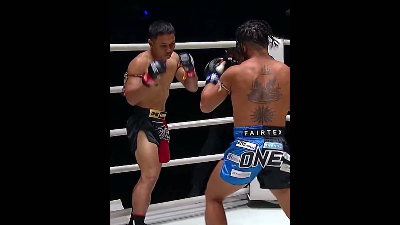 SLUMPED 😴 Can Suriyanlek do THIS to Ramadan Ondash in the main event of The Inner Circle this week?