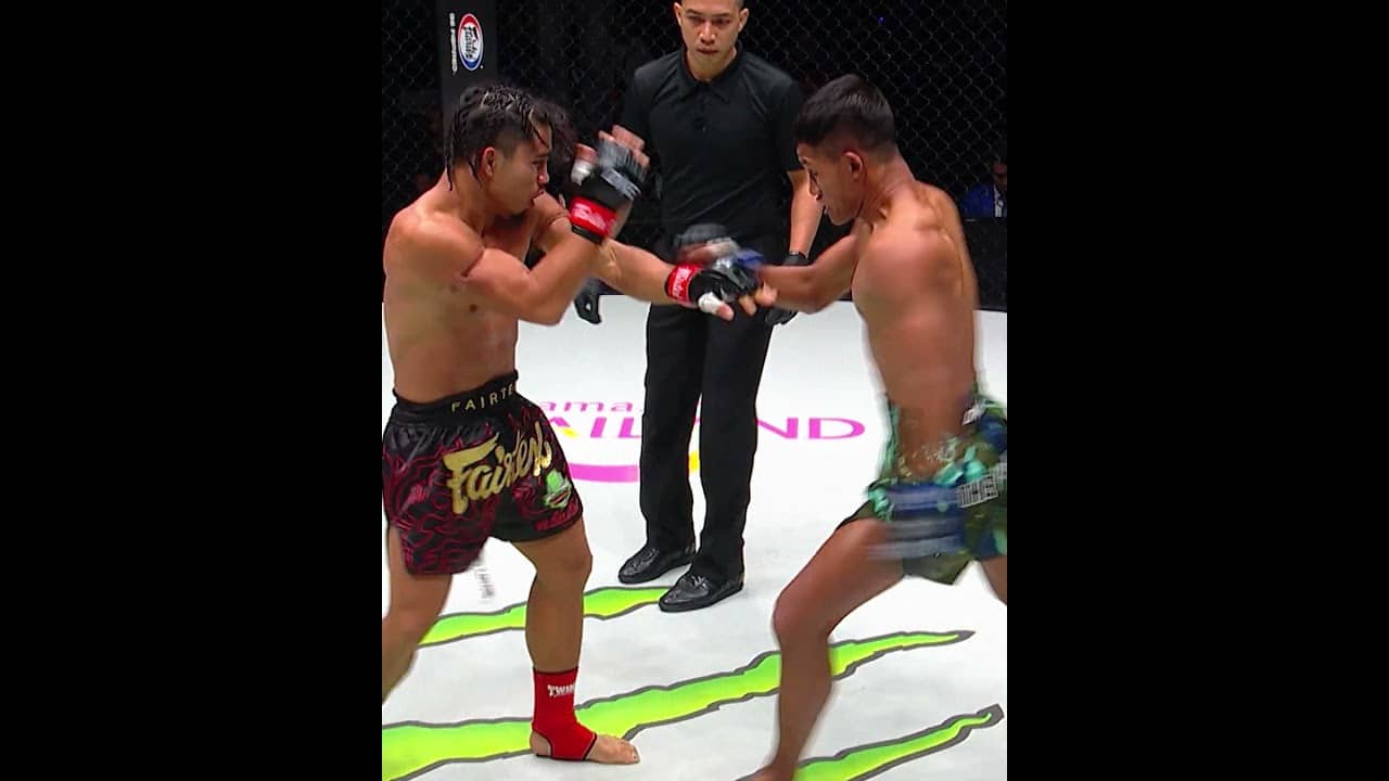 EXPLOSIVE 💣 Relive the highlights from the clash between Suriyanlek and Thant Zin!