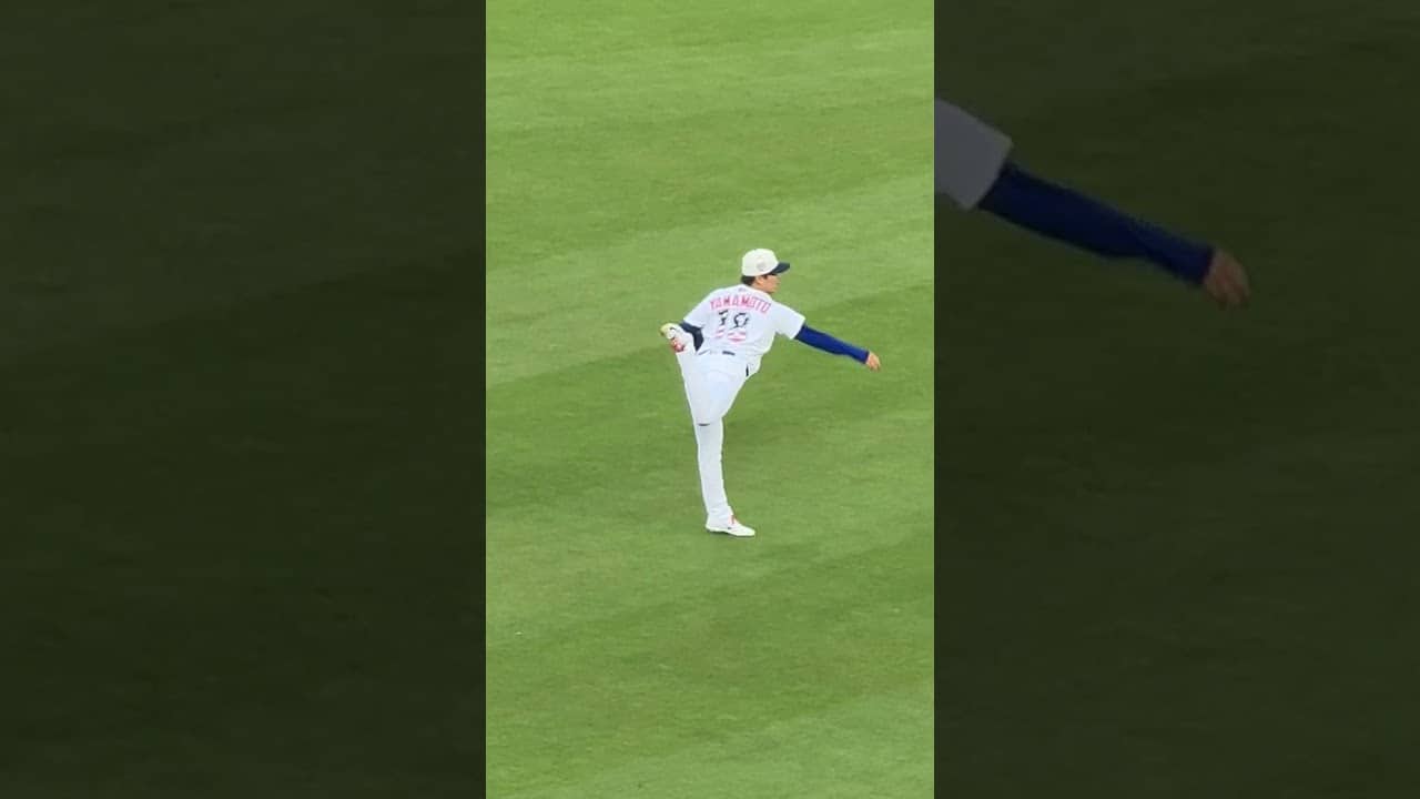 Yoshinobu Yamamoto Warming Up Before Dodgers Game On America’s 250th