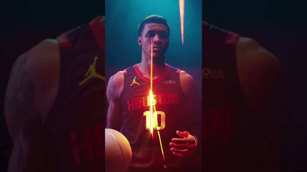 "Siri, activate Dark Mode." #rockets
