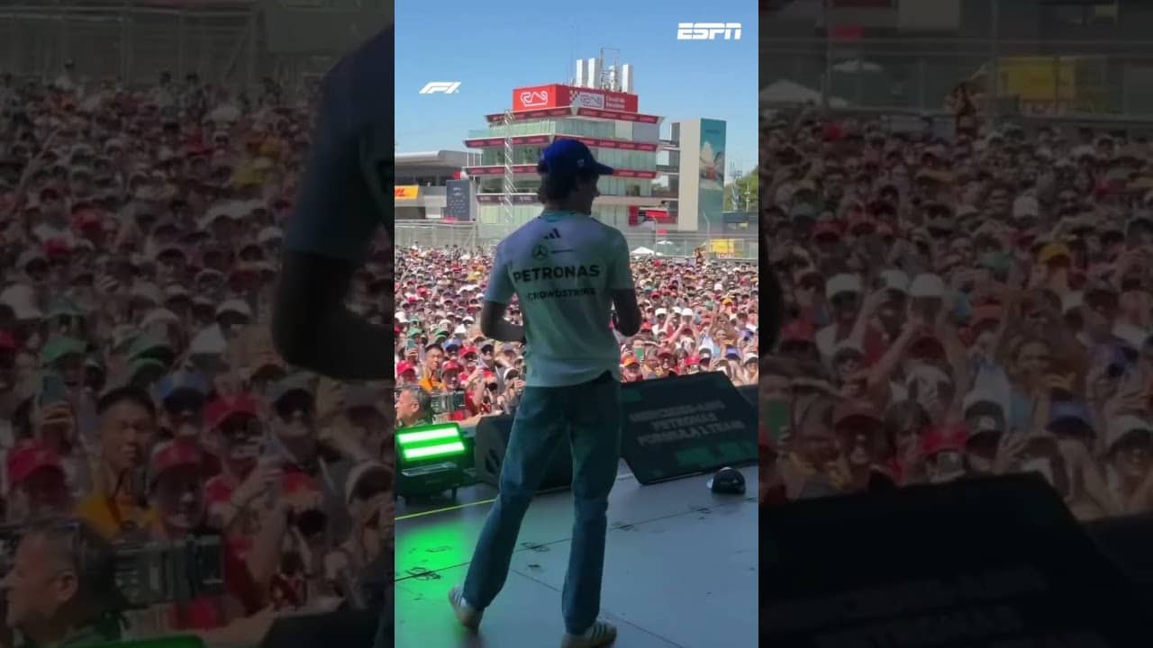 An unexpected gift 😂🍖 Now Kimi is ready for the GP!