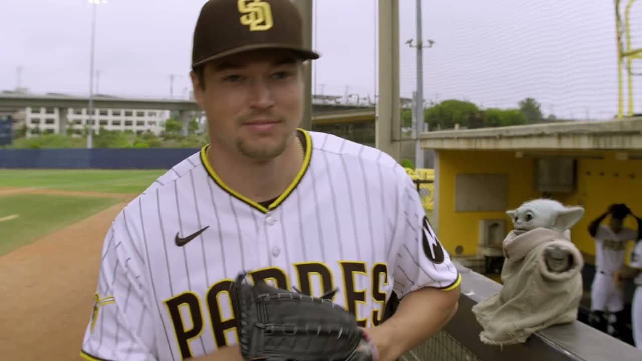 Mason Miller and Grogu starred in a new Star Wars promo and Mason got a little help from Grogu 👀