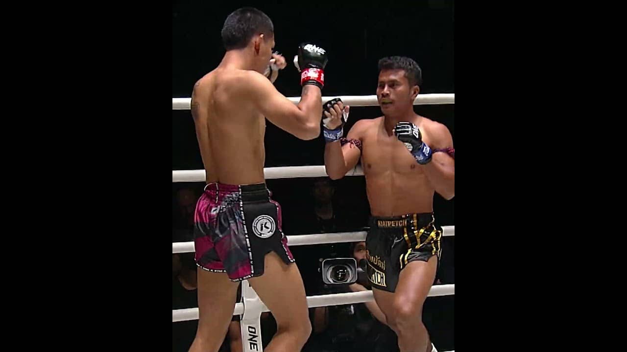 Built DIFFERENT 😤 Will Chartpayak triumph over Thway Lin Htet at The Inner Circle later?