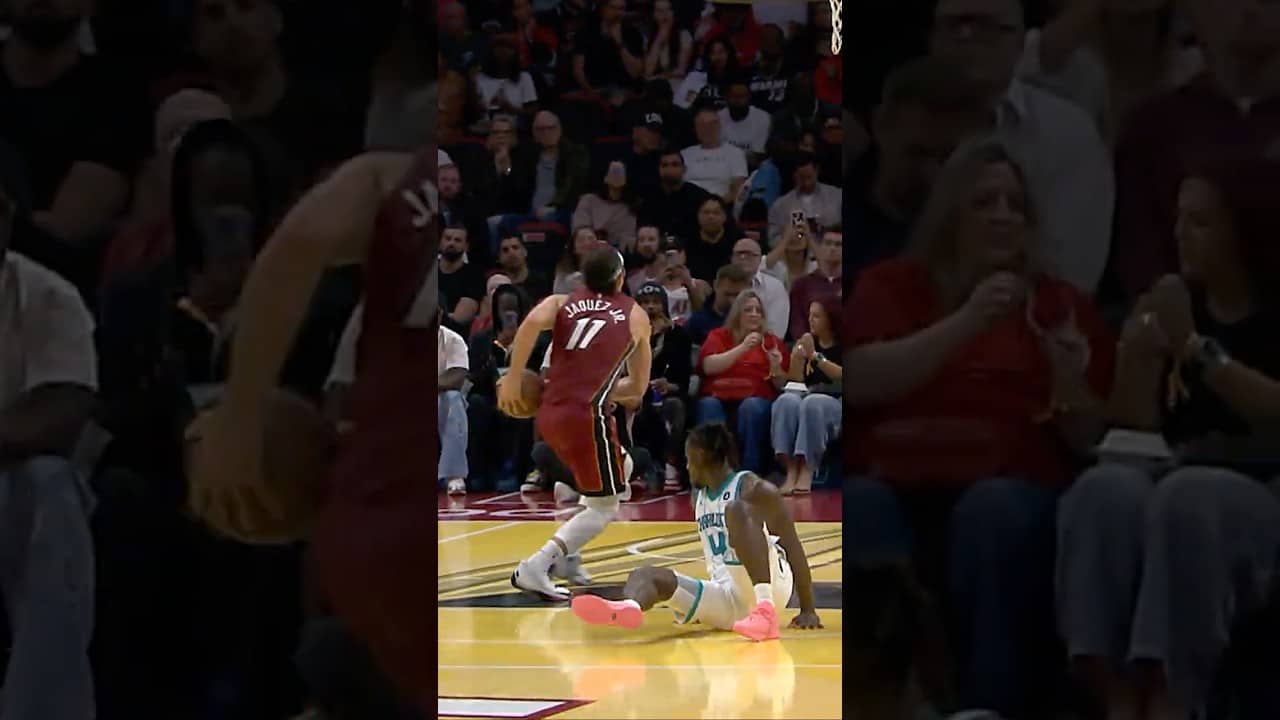 Safe handles, quick decisions… and a little fancy footwork 🎶 #nba #highlights