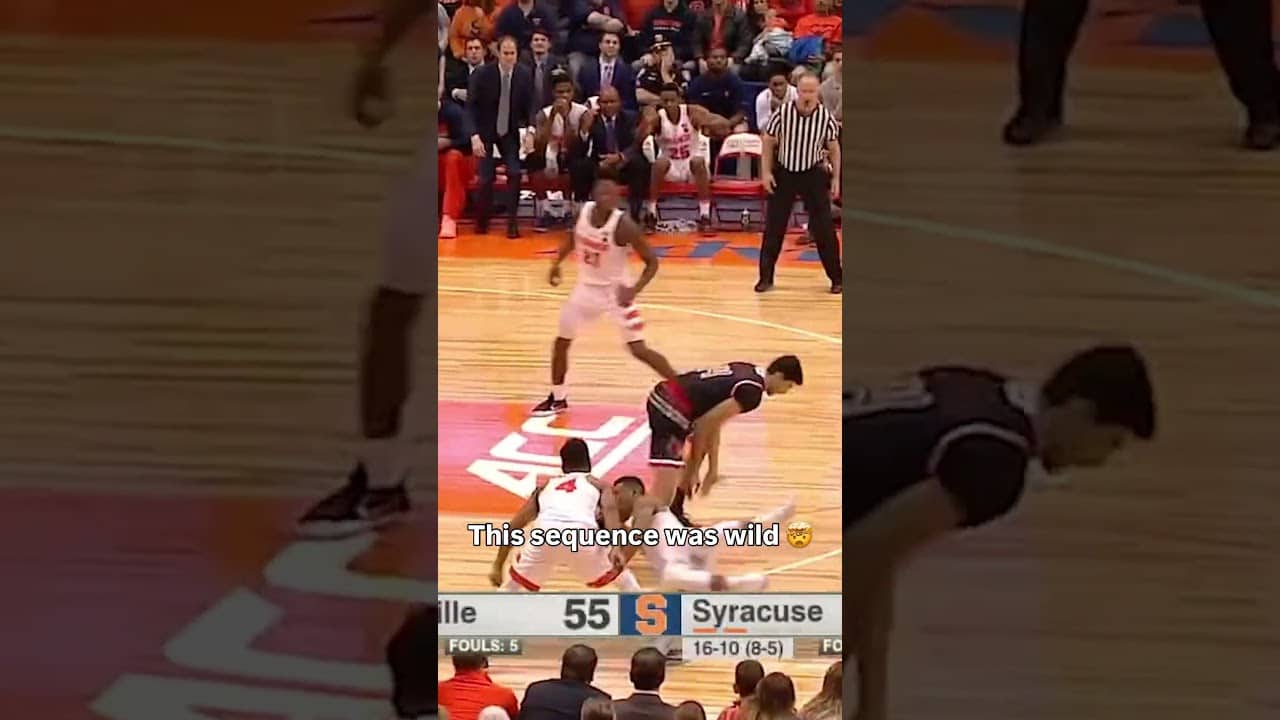 That ball was everywhere 🤣 #syracuse #accbasketball #collegebasketball