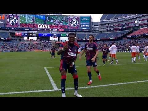 Brayan Ceballos GOT LOOSE for a BRACE for New England!