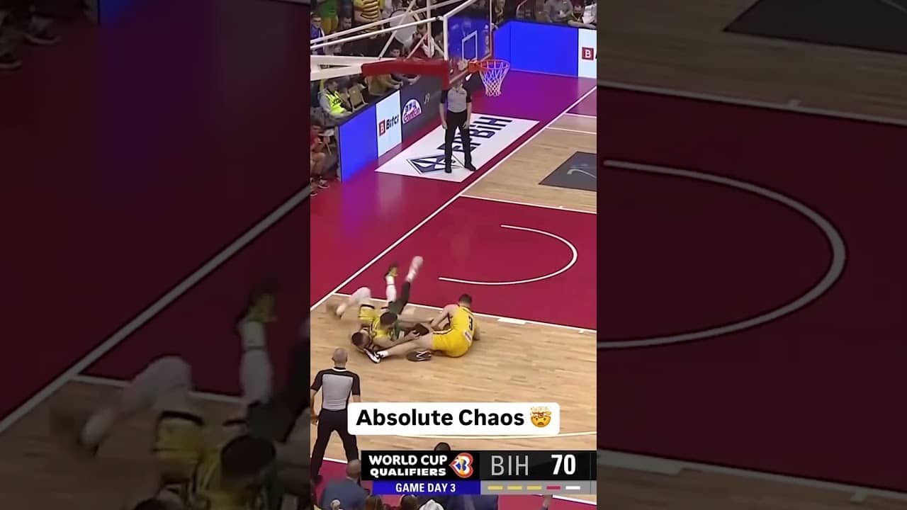 Unbelivable hustle from Bosnia and Herzegovina 🔥🇧🇦 #FIBAWC