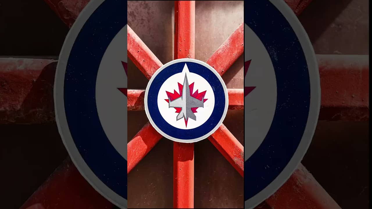 Recognize any of these places? 👀 #winnipeg