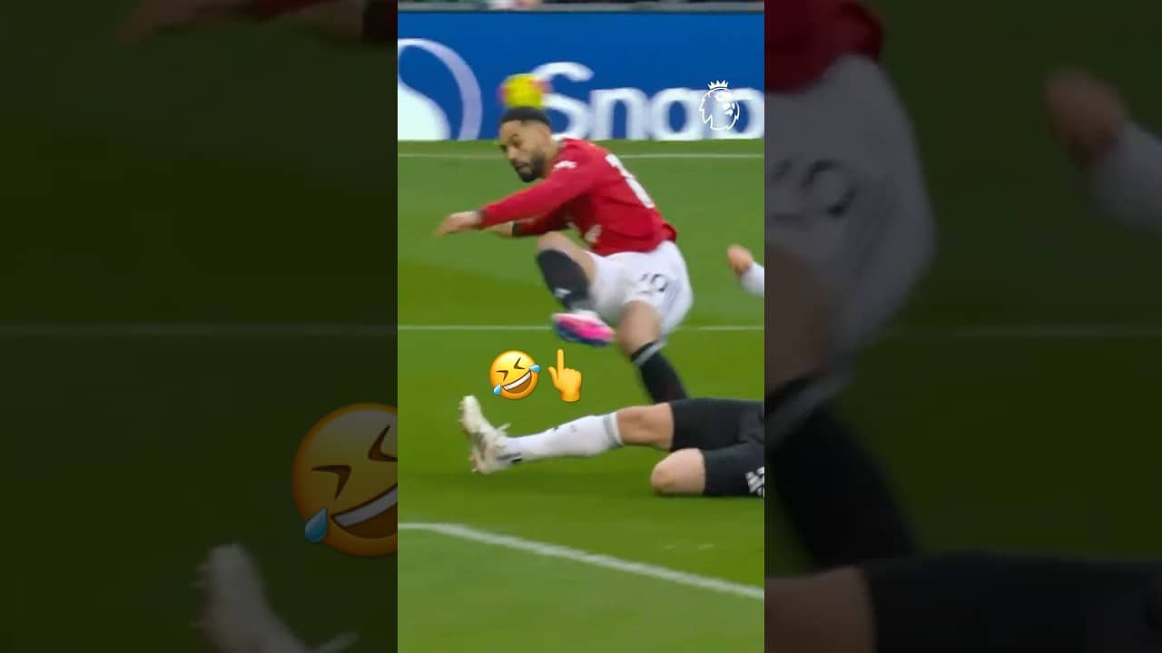 Cunha Scores But Gravity Wins 🤣