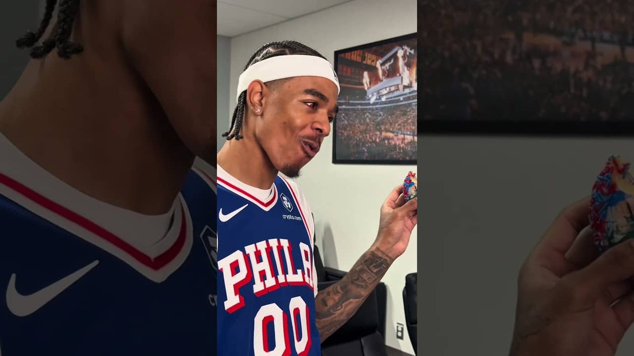 Labaron Philon Jr. Eats Customized Donuts! #sixers #philly #nba #nbadraft #basketball
