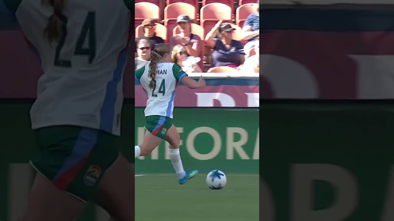 Delanie Sheehan with a beautiful assist to Yazmeen Ryan 👏