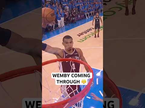 Wemby takes the long strides and flushes the dunk!