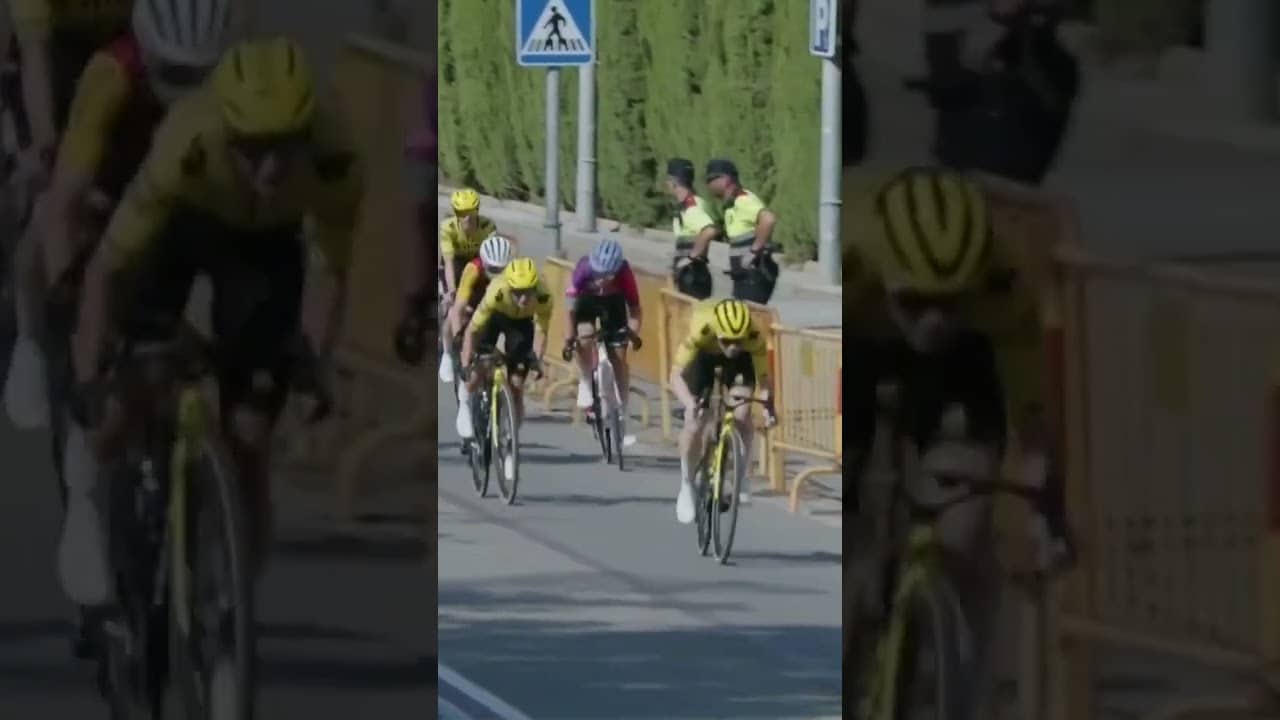 Visma-Lease a Bike DOMINATE! 🔥