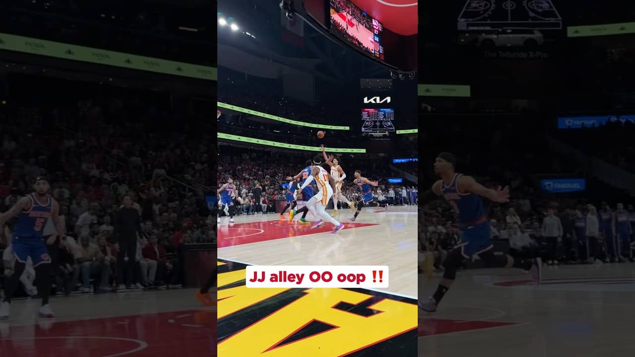 Love this connection 🙌🙌 #nba #hawks #jalenjohnson #onyekaokongwu #playoffs
