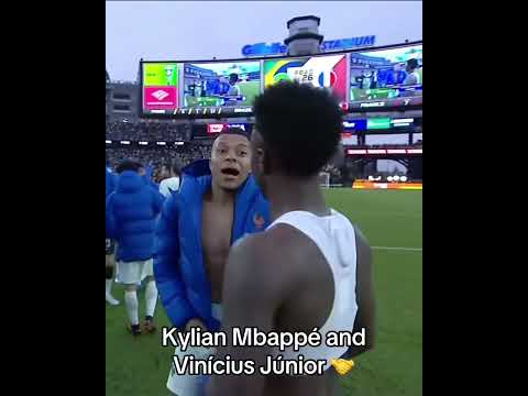 Kylian Mbappe and Vinicius Junior swapped jerseys 👏