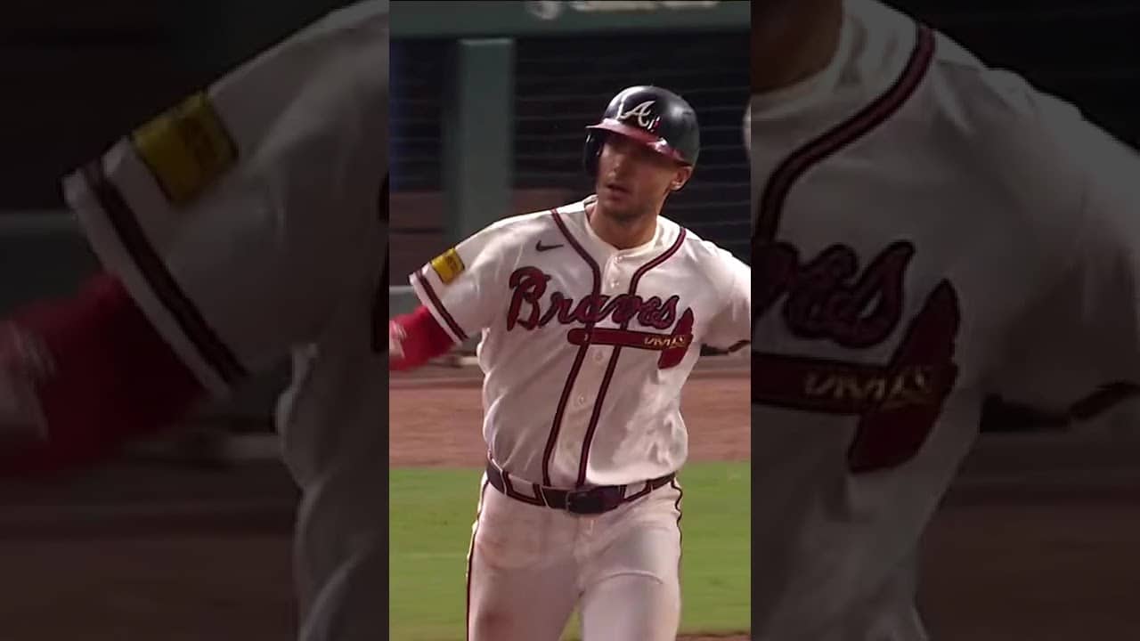 Olson's SECOND HR of the night ties it up 💥