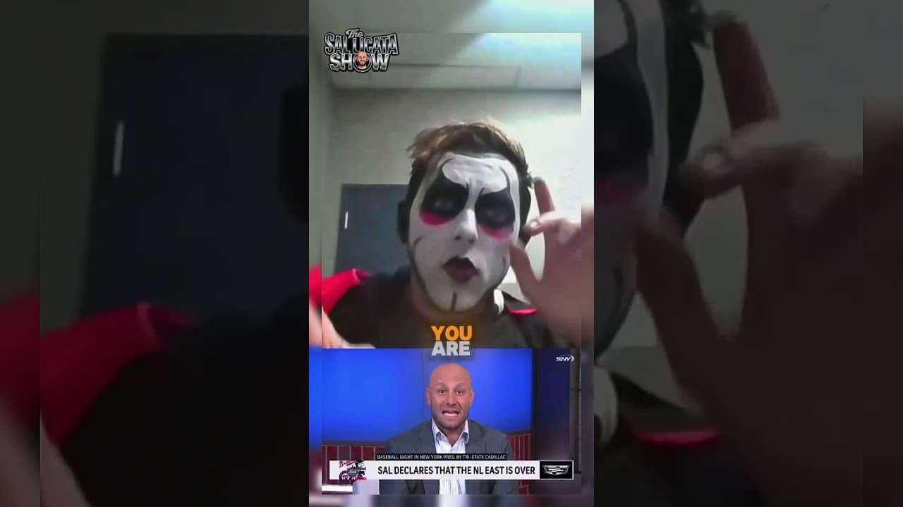 Danhausen UNCURSES SAL?? #danhausen #knicks #nba #funny