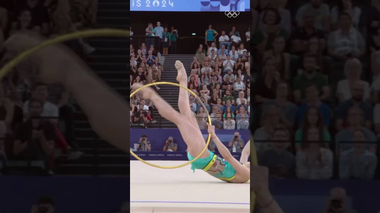 Boryana Kaleyn’s hoop routine at #Paris2024 in the rhythmic gymnastics individual all-around.🥈