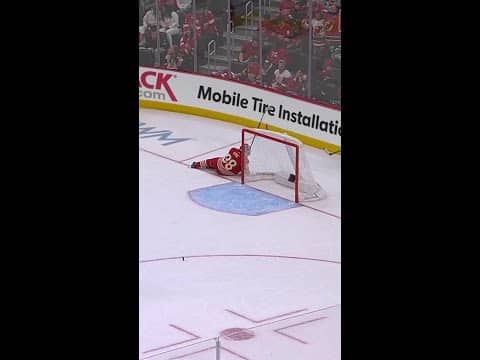 Dawson Mercer with a Short Goal vs. Detroit Red Wings