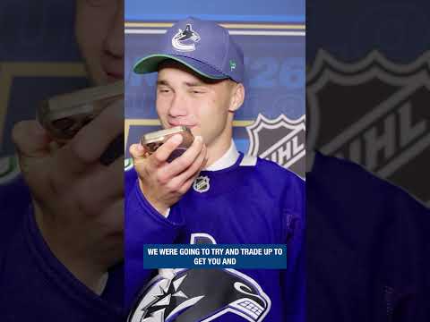 GM Ryan Johnson welcomes Adam Novotný to the Vancouver Canucks.