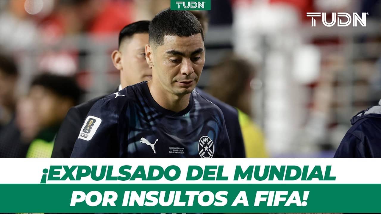 ¡EXPULSADO DEL MUNDIAL! Periodista dice adiós al Mundial tras insultar a FIFA | TUDN