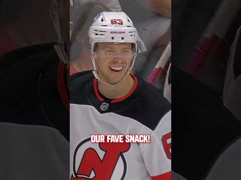 It’s PB&J Showtime! #shorts #njdevils #devilsvsredwings #peanutbutterjelly #jesperbratt #jackhughes
