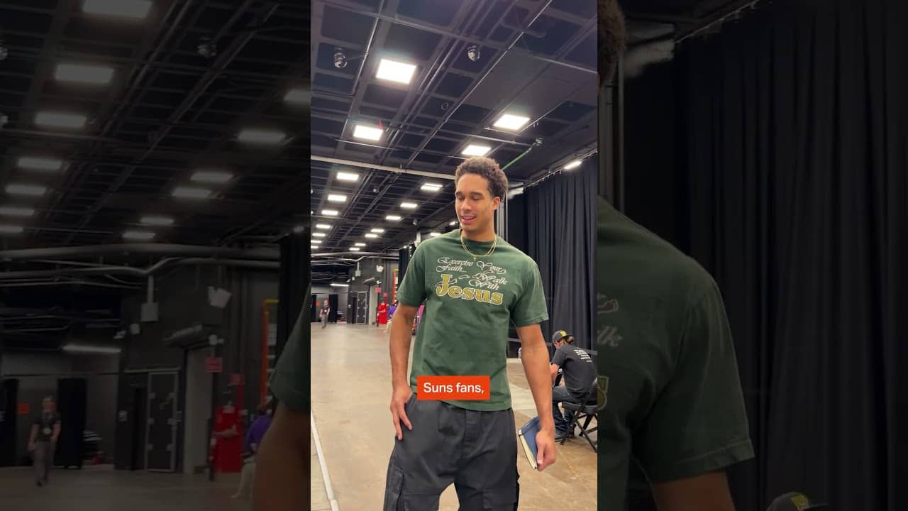Shoutout the best fans on fan appreciation night! #shorts | Phoenix Suns