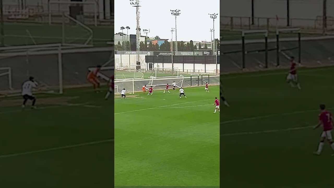 👋 ¿Qué tal una buena tanda de goles del #VCFJuvenil 🅰️ antes del partido ante el Dinamo Zagreb U19⁉️