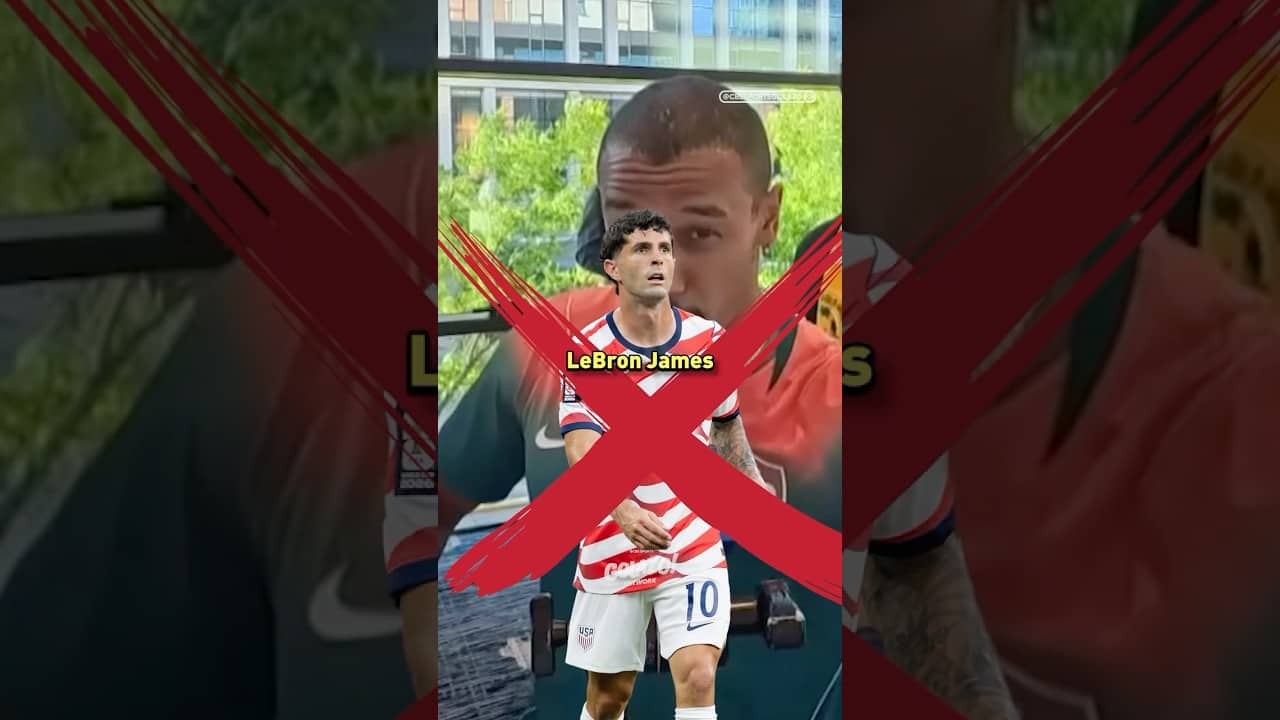 Tough scenes for this Australian fan 🤣