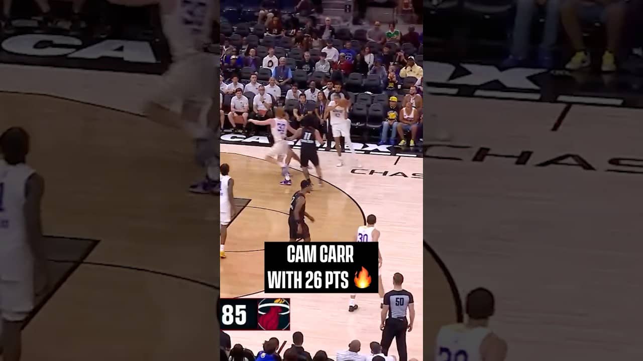 Cam Carr is a BUCKET #lakers