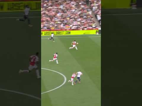 SUPER SALIBA SLIDING TACKLE!