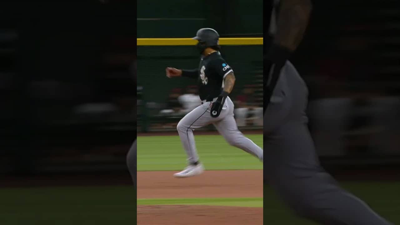 INSIDE-THE-PARK HOME RUN FOR SAM ANTONACCI 😮‍💨 #mlb #highlights #mustwatch