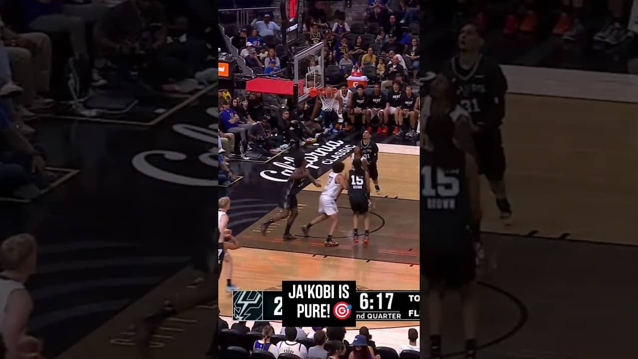 Solid debut for Ja'Kobi 💪 #nba #spurs