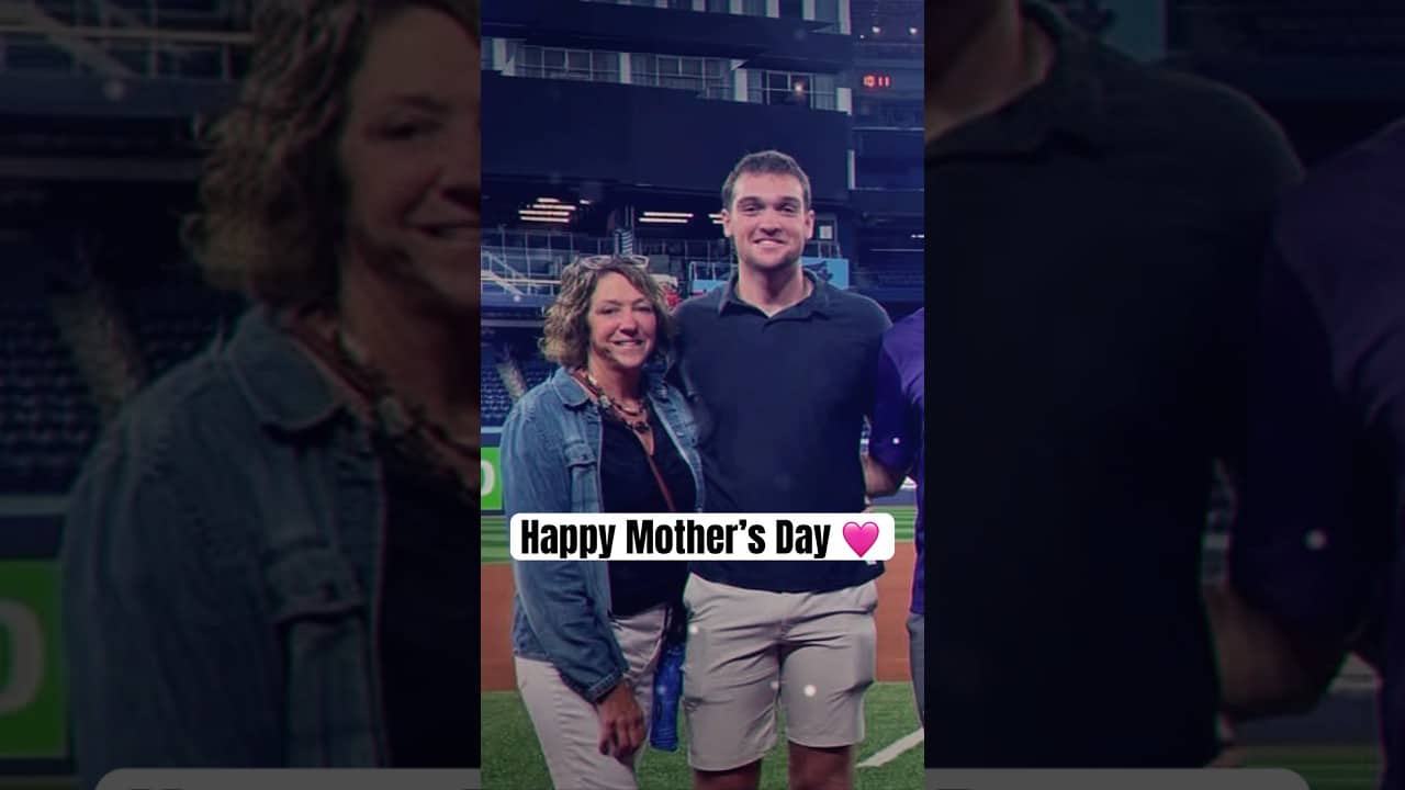Mother’s Day messages from your Toronto Blue Jays 💕💐 #MLB #BlueJays #Toronto