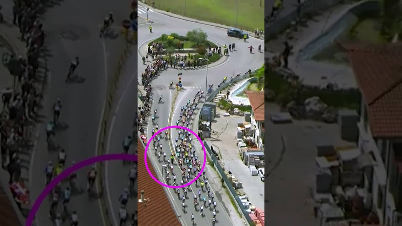 This race official got quite the scare 😳